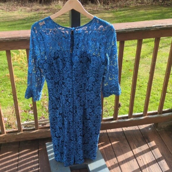 Jax Dress Sz 8 Blue Floral Lace Overlay Satin Lined Romantic Classic Sexy Femin - Picture 2 of 7